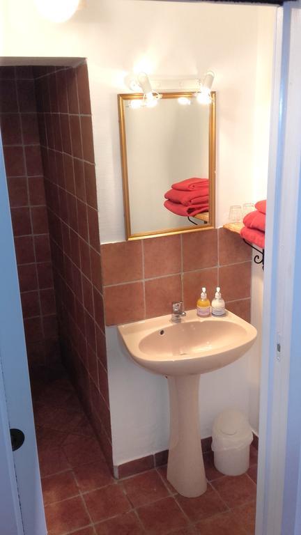 Le Vieux Vauvert Bed and Breakfast Rochecorbon Esterno foto