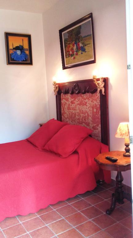 Le Vieux Vauvert Bed and Breakfast Rochecorbon Esterno foto