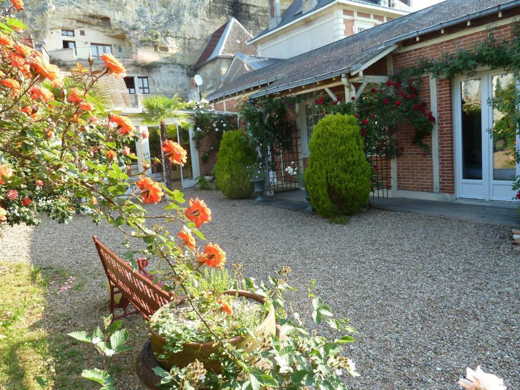 Le Vieux Vauvert Bed and Breakfast Rochecorbon Esterno foto