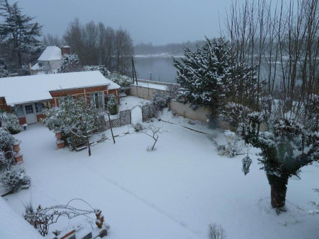 Le Vieux Vauvert Bed and Breakfast Rochecorbon Esterno foto