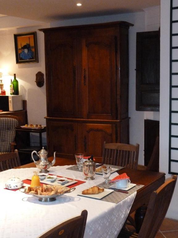 Le Vieux Vauvert Bed and Breakfast Rochecorbon Esterno foto
