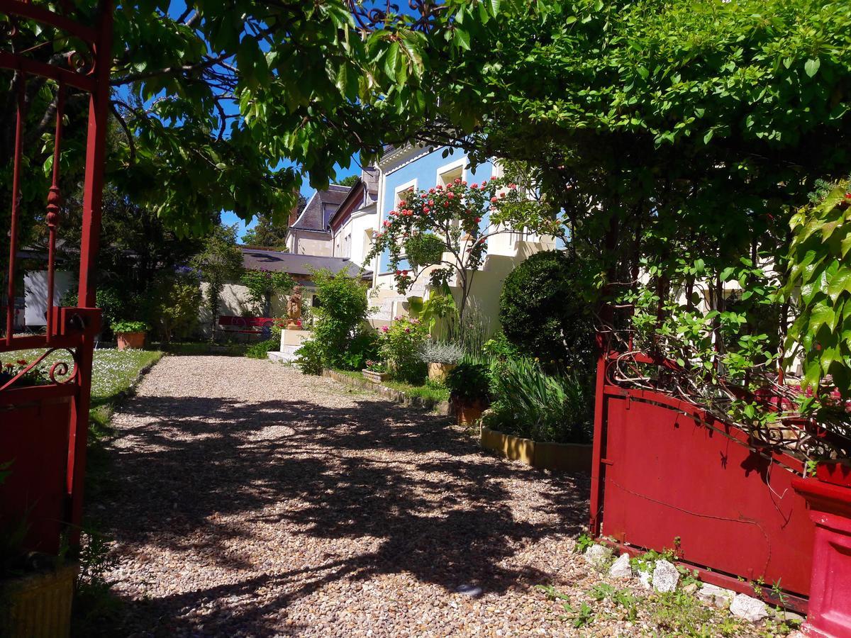 Le Vieux Vauvert Bed and Breakfast Rochecorbon Esterno foto