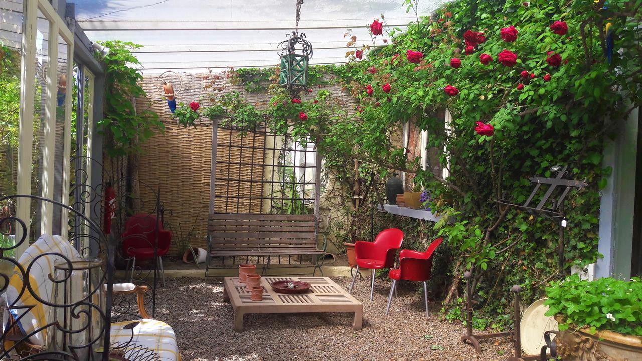 Le Vieux Vauvert Bed and Breakfast Rochecorbon Esterno foto