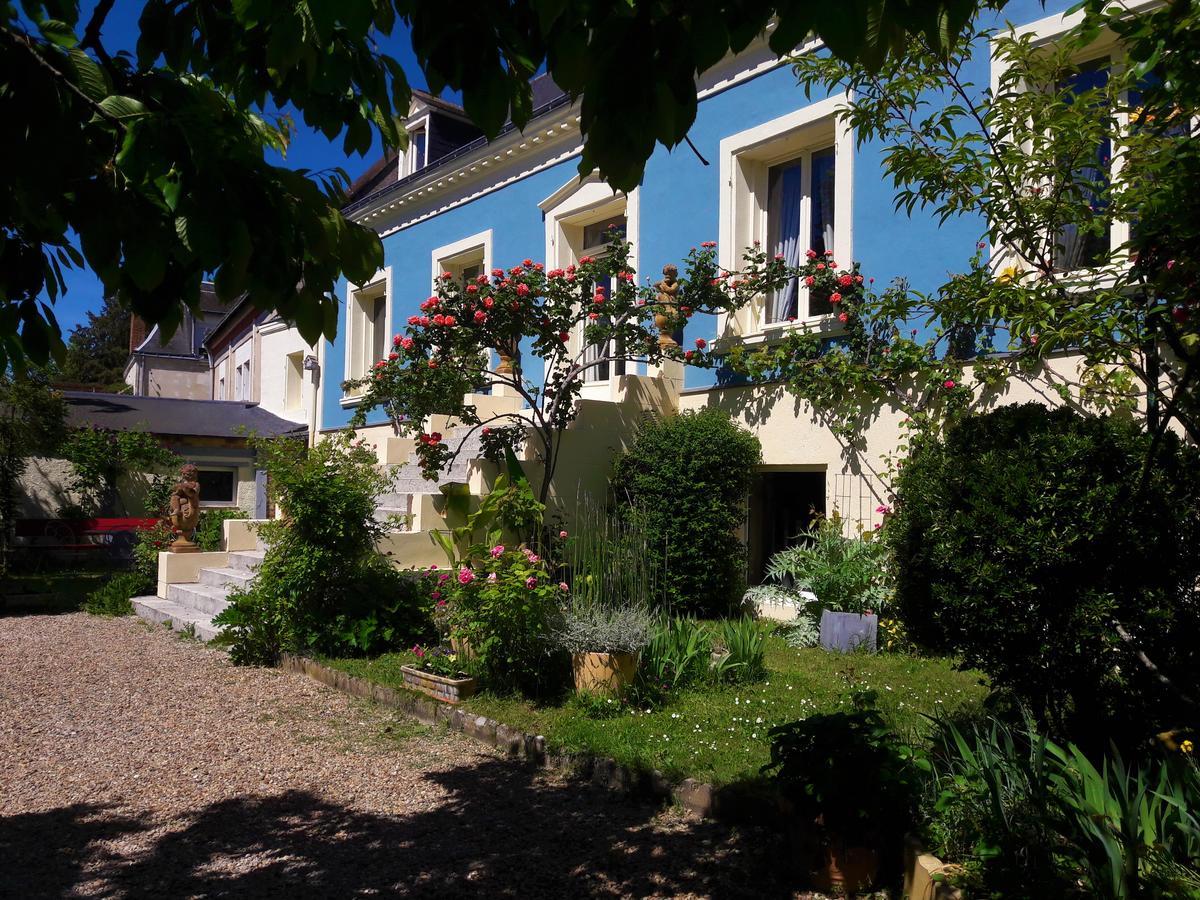Le Vieux Vauvert Bed and Breakfast Rochecorbon Esterno foto
